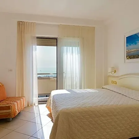 Acapulco 4* מילאנו מריטימה
