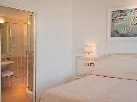 Acapulco 酒店 米兰马瑞提那